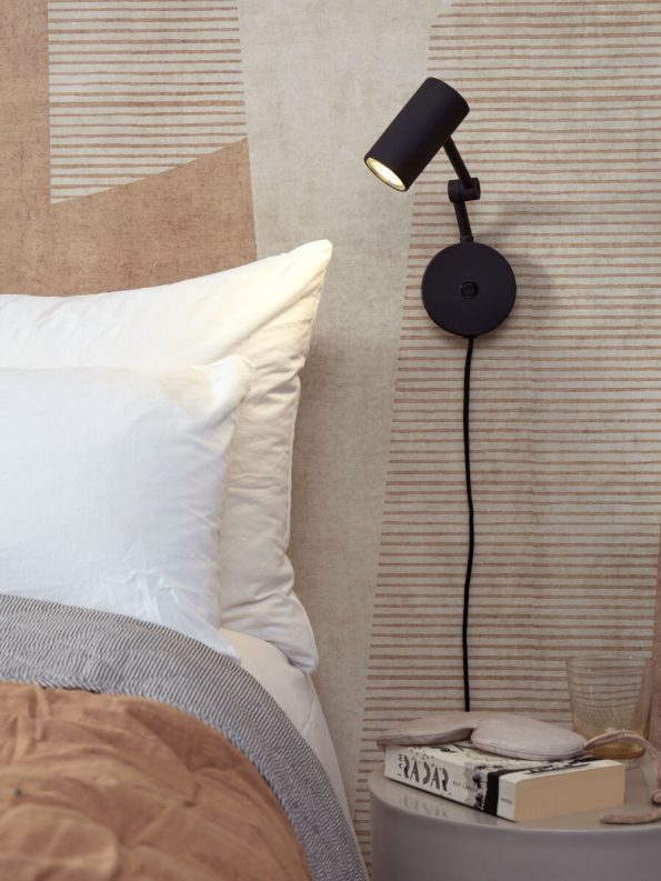 Industriële wandlamp Montreux zwart ø 6 cm - Afbeelding 11